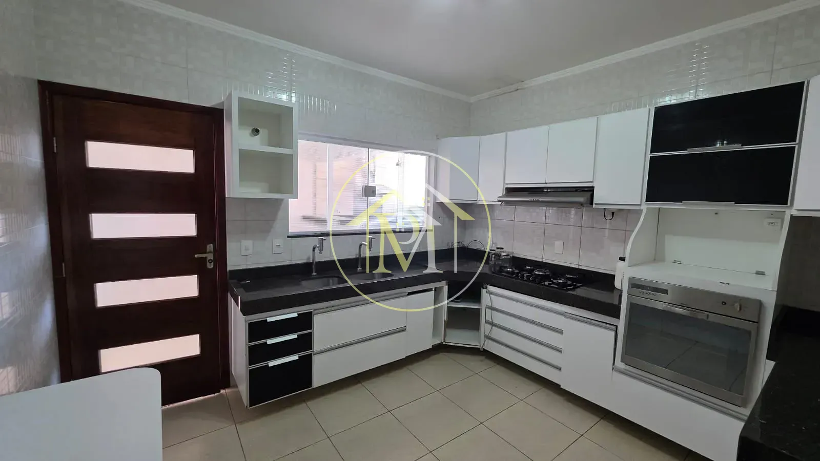 Casa, 3 quartos, 330 m² - Foto 18