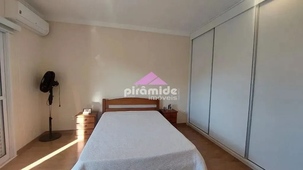 Casa, 3 quartos, 240 m² - Foto 9