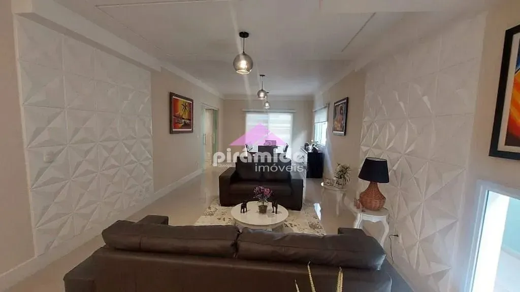 Casa, 3 quartos, 240 m² - Foto 3