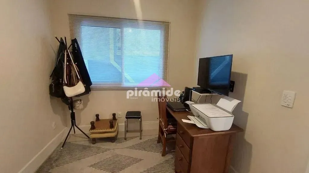 Casa, 3 quartos, 240 m² - Foto 13
