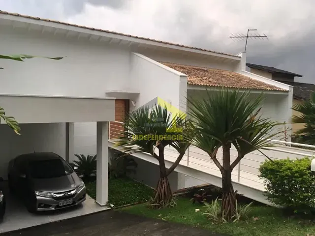 Casa com 600m² 4 quartos e 5 banheiros, à venda, no bairro Jardim do Golf I em Jandira