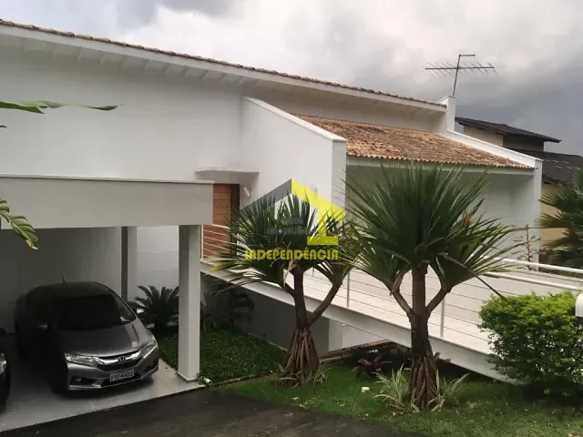 Casa com 600m² 4 quartos e 5 banheiros, à venda, no bairro Jardim do Golf I em Jandira