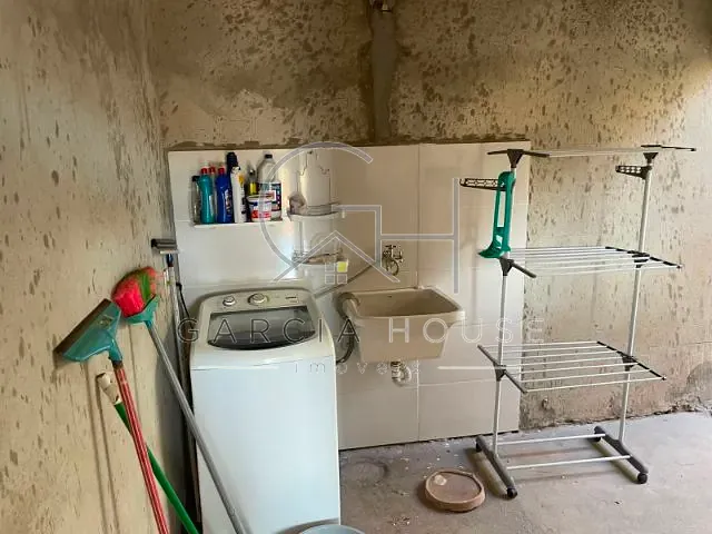 Casa com 336m² 2 quartos e 1 banheiro, à venda, no bairro Parque Residencial Cândido Portinari em Ribeirão Preto