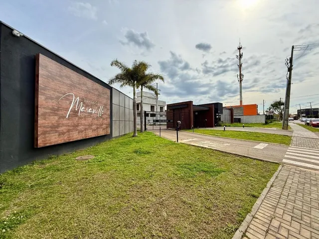 Casa com 200m² 3 quartos e 4 banheiros, à venda, no bairro Santa Felicidade em Curitiba