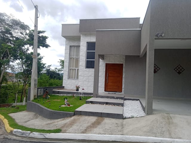 Casa com 260m² 3 quartos e 1 banheiro, à venda, no bairro Caminho Novo em Tremembé