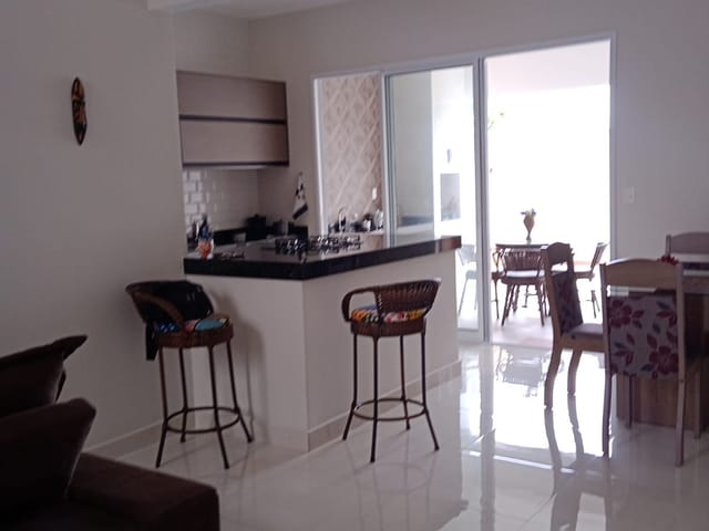 Casa com 260m² 3 quartos e 1 banheiro, à venda, no bairro Caminho Novo em Tremembé