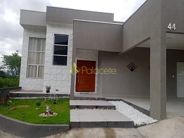 Casa com 260m² 3 quartos e 1 banheiro, à venda, no bairro Caminho Novo em Tremembé