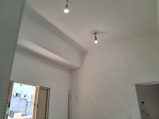 Casa com 420m² 1 quarto e 1 banheiro, para alugar, no bairro Vila Brasilândia em São Paulo