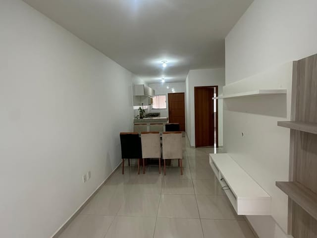 Casa 2 quartos e 1 banheiro, à venda, no bairro Virgem Santa em Macaé