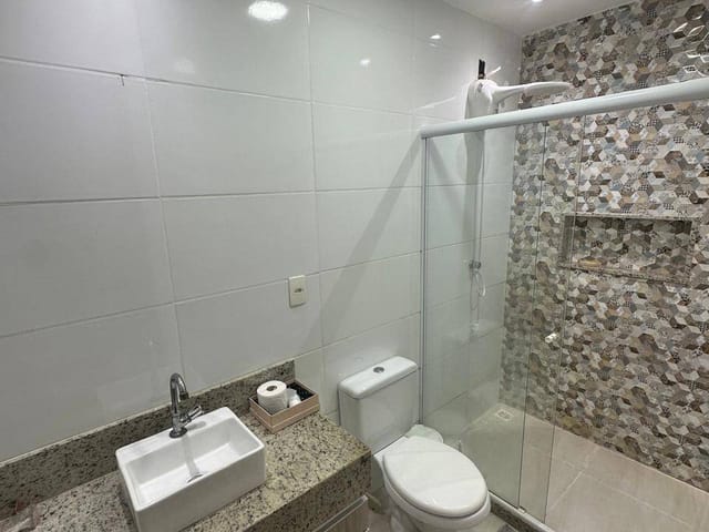 Casa 2 quartos e 1 banheiro, à venda, no bairro Virgem Santa em Macaé