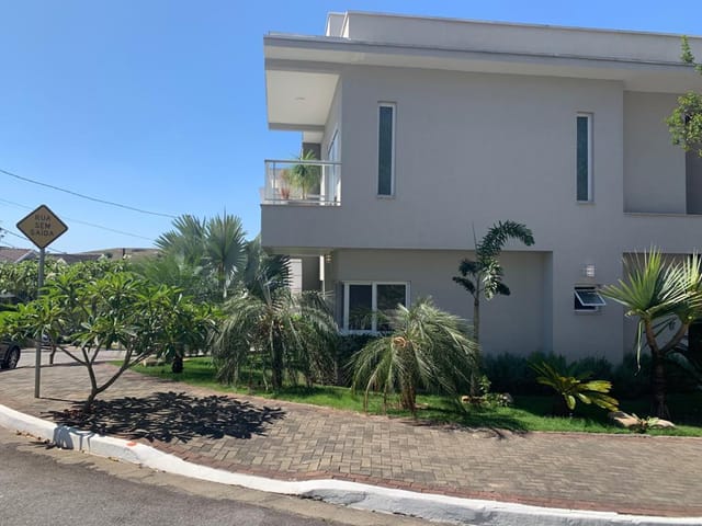 Casa com 500m² 4 quartos e 4 banheiros, à venda, no bairro Urbanova em São José dos Campos