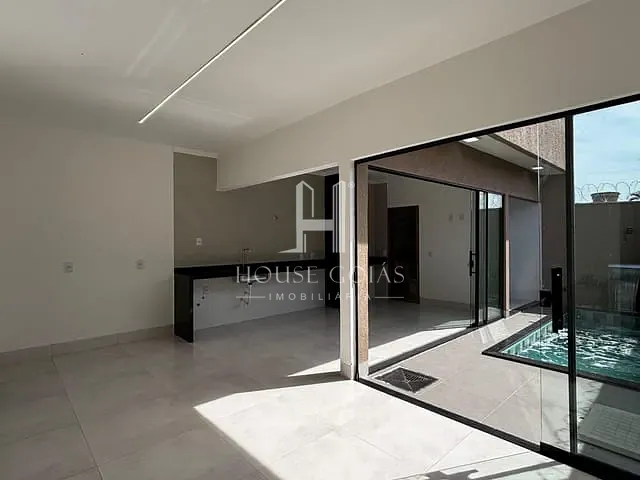 Casa com 185m² 3 quartos e 4 banheiros, à venda, no bairro Setor Central em Aparecida de Goiânia
