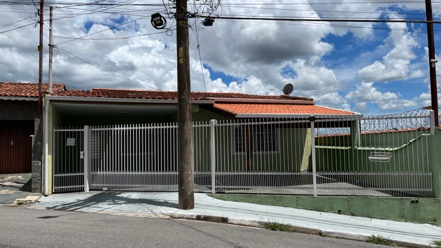 Casa com 273m² 3 quartos e 3 banheiros, à venda, no bairro Vila Municipal em Bragança Paulista
