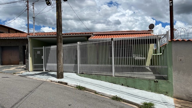 Casa com 273m² 3 quartos e 3 banheiros, à venda, no bairro Vila Municipal em Bragança Paulista