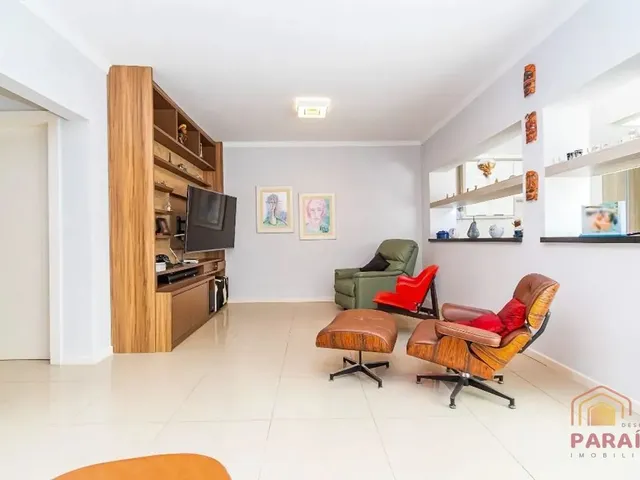Casa com 185m² 3 quartos e 2 banheiros, para alugar, no bairro Jardim das Américas em Curitiba
