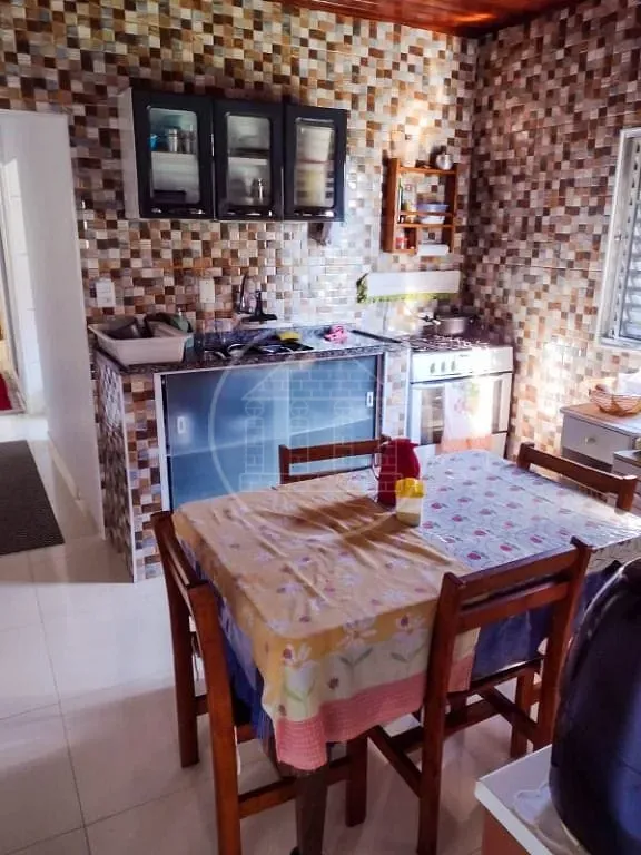 Casa, 5 quartos, 260 m² - Foto 1