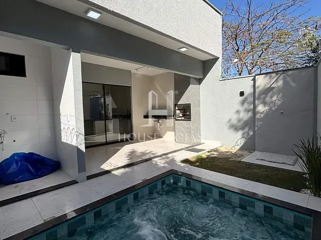 Casa com 185m² 3 quartos e 4 banheiros, à venda, no bairro Setor Central em Aparecida de Goiânia