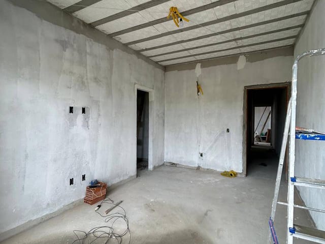 Casa 3 quartos e 4 banheiros, à venda, no bairro Vale das Palmeiras em Macaé