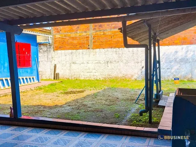 Casa 2 quartos e 2 banheiros, à venda, no bairro Centro em Bertioga