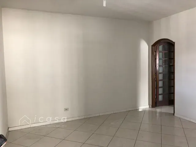 Casa com 250m² 5 quartos e 2 banheiros, à venda, no bairro Jardim Caçapava em Caçapava