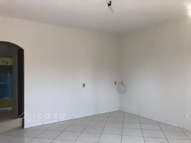 Casa com 250m² 5 quartos e 2 banheiros, à venda, no bairro Jardim Caçapava em Caçapava