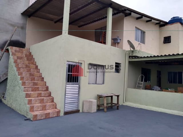 Casa com 294m², à venda, no bairro Eldorado em Diadema