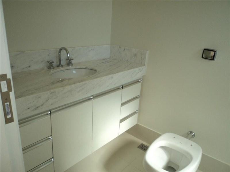 Casa, 3 quartos, 240 m² - Foto 31