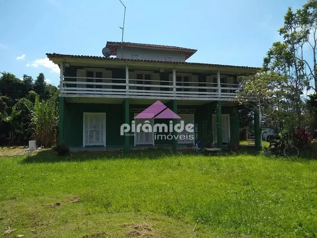 Casa com 480m² 6 quartos e 3 banheiros, à venda, no bairro Tabatinga em Caraguatatuba