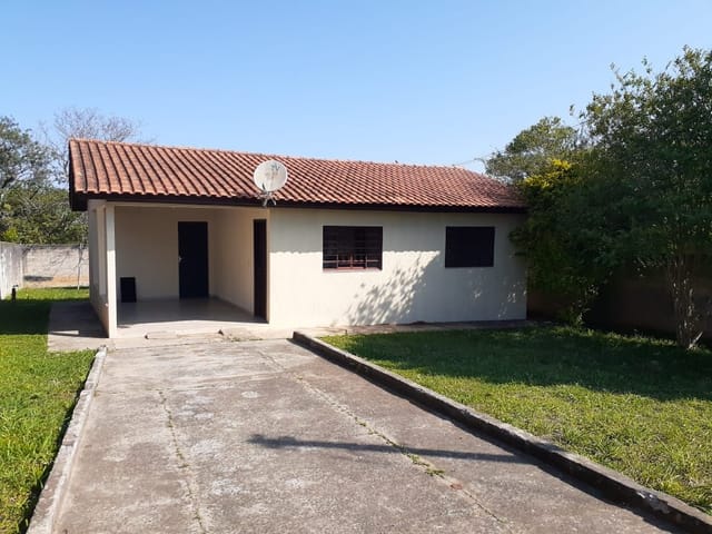 Casa com 2 dormitórios