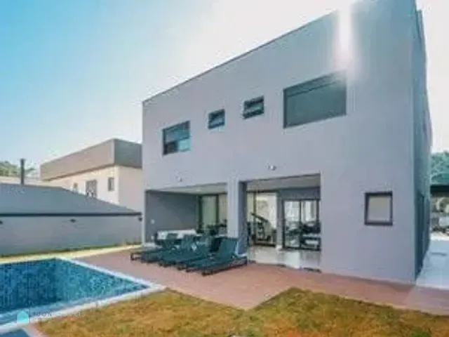 Casa com 420m² 4 quartos e 6 banheiros, à venda, no bairro Colinas da Anhangüera em Santana de Parnaíba
