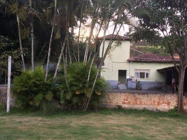 Casa 5 quartos e 5 banheiros, à venda ou para alugar, no bairro Mar do Norte em Rio das Ostras