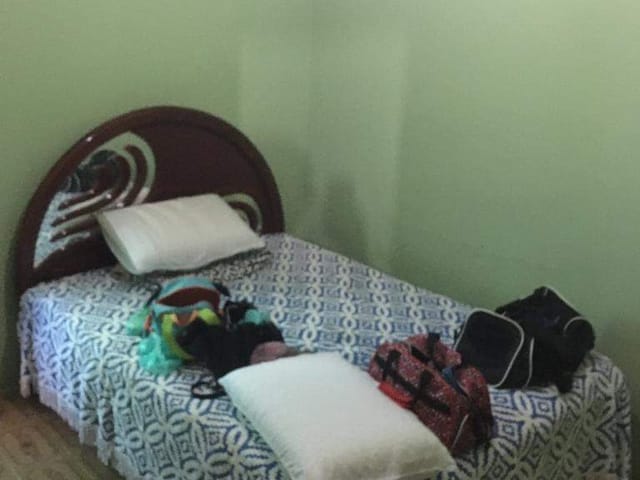 Casa 5 quartos e 5 banheiros, à venda ou para alugar, no bairro Mar do Norte em Rio das Ostras