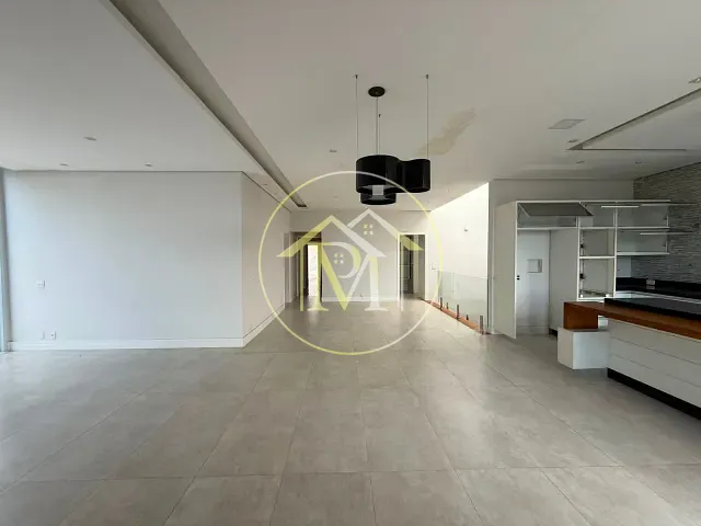 Casa com 436m² 4 quartos e 4 banheiros, para alugar, no bairro Alphaville Nova Esplanada em Votorantim