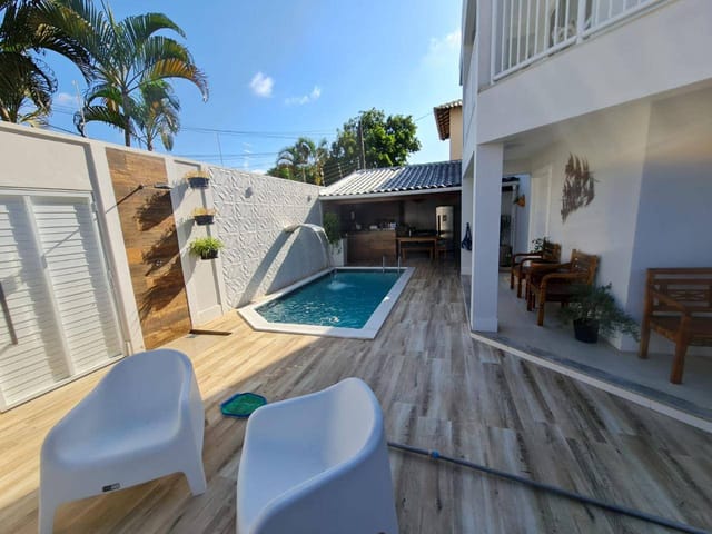 Casa 6 quartos e 5 banheiros, à venda ou para alugar, no bairro Cancela Preta em Macaé