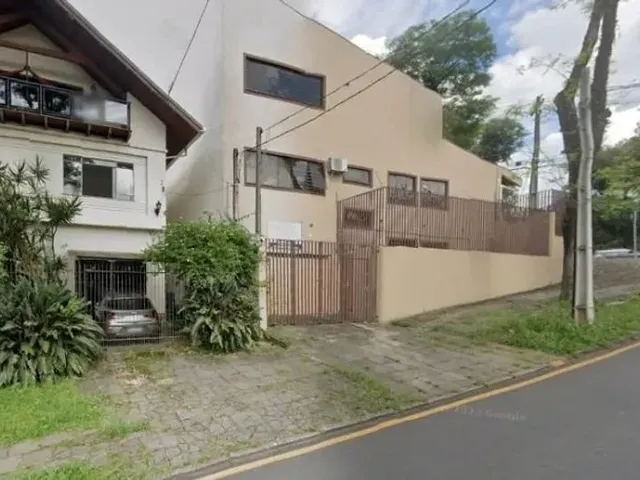 Casa com 93m² 2 quartos e 1 banheiro, para alugar, no bairro Mercês em Curitiba