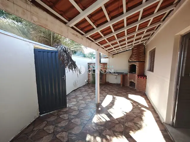 Casa com 202m² 1 quarto e 1 banheiro, para alugar, no bairro Coração Criança em Artur Nogueira