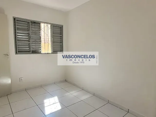 Casa com 100m² 2 quartos e 4 banheiros, à venda ou para alugar, no bairro Centro em São José dos Campos