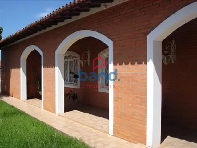 Casa com 500m², à venda, no bairro Vila Alcala em Porto Feliz
