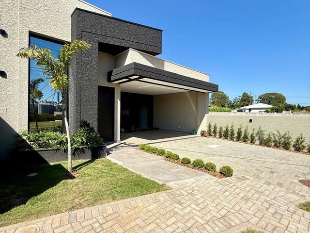 Casa com 155m² 3 quartos e 3 banheiros, à venda, no bairro Jardim Carvalho em Ponta Grossa