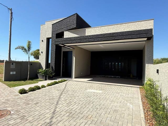 Casa com 155m² 3 quartos e 3 banheiros, à venda, no bairro Jardim Carvalho em Ponta Grossa