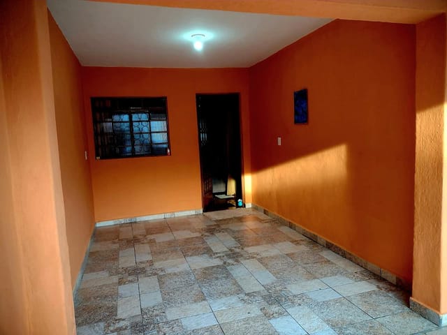 Casa com 203m² 2 quartos e 1 banheiro, à venda, no bairro Vila Edna em Bragança Paulista