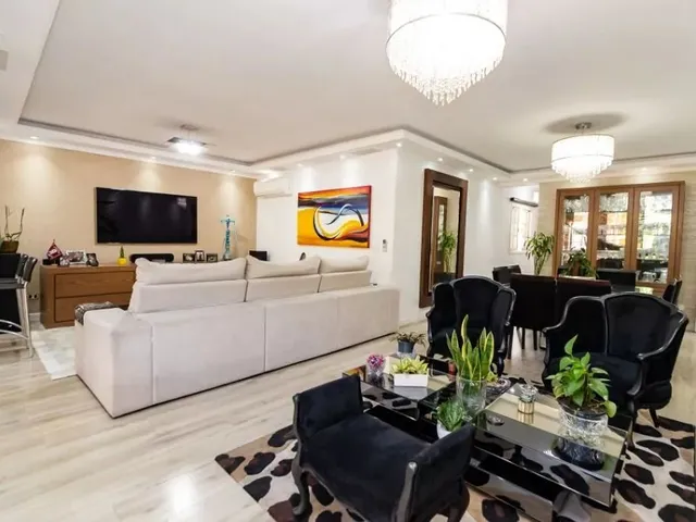 Casa com 286m² 4 quartos e 4 banheiros, à venda, no bairro Cristo Rei em Curitiba