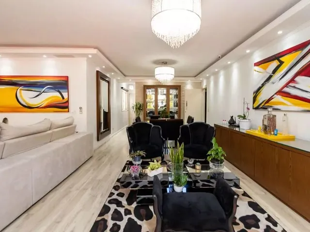 Casa com 286m² 4 quartos e 4 banheiros, à venda, no bairro Cristo Rei em Curitiba