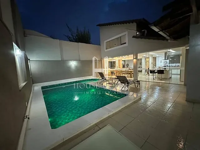 Casa com 420m² 4 quartos e 1 banheiro, à venda, no bairro Parque das Laranjeiras em Goiânia