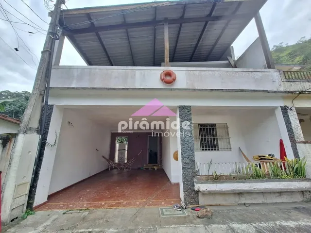 Casa com 225m² 3 quartos e 3 banheiros, à venda, no bairro Maranduba em Ubatuba