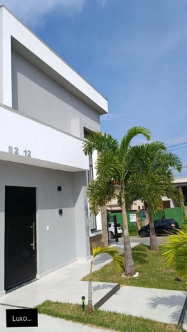 Casa 4 quartos e 4 banheiros, à venda ou para alugar, no bairro Alphaville  em Rio das Ostras 