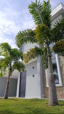 Casa 4 quartos e 4 banheiros, à venda ou para alugar, no bairro Alphaville  em Rio das Ostras 