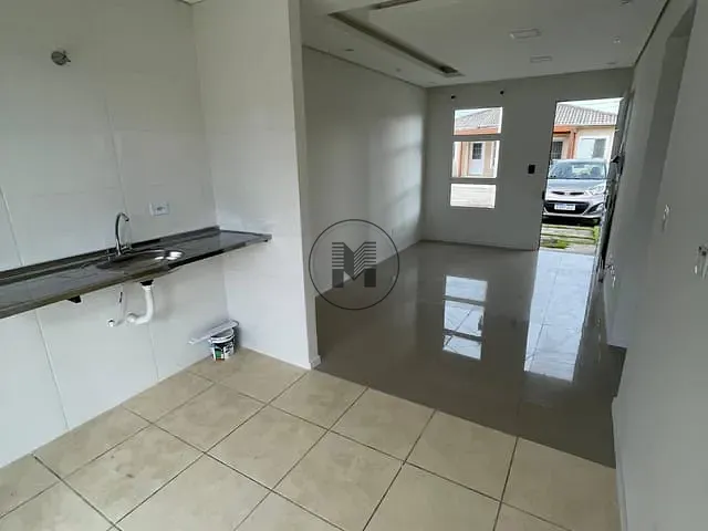 Casa 2 quartos e 1 banheiro, à venda, no bairro Loteamento Industrial Água Preta em Pindamonhangaba