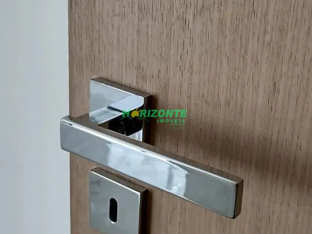 Casa com 300m² 3 quartos e 3 banheiros, à venda, no bairro Condomínio Terras do Vale em Caçapava