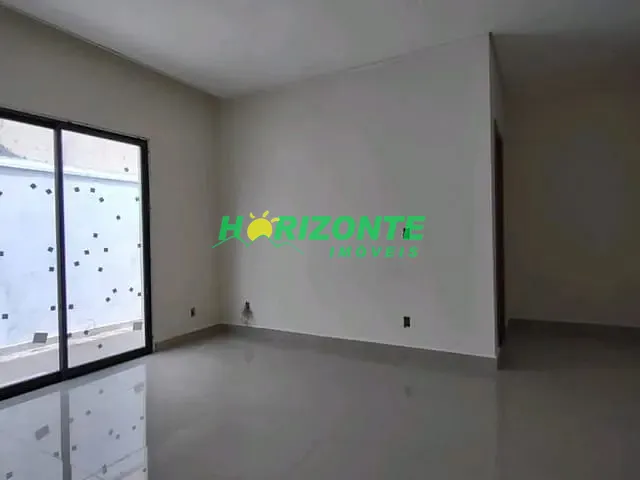 Casa com 300m² 3 quartos e 3 banheiros, à venda, no bairro Santa Luzia em Caçapava